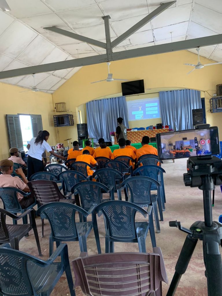 Digital Literacy for a New Narrative: Training Inmates at the Senior Correctional Center